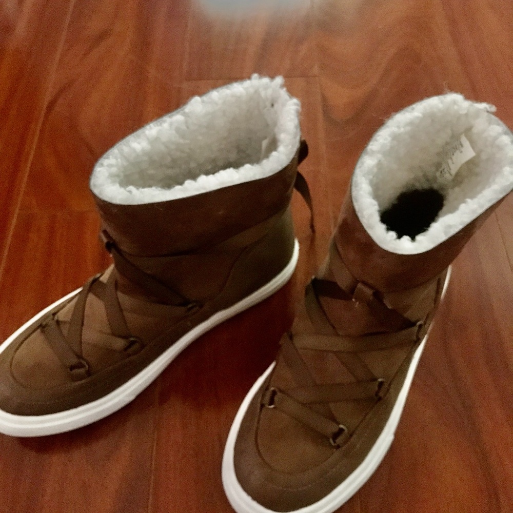 Girls Shoes